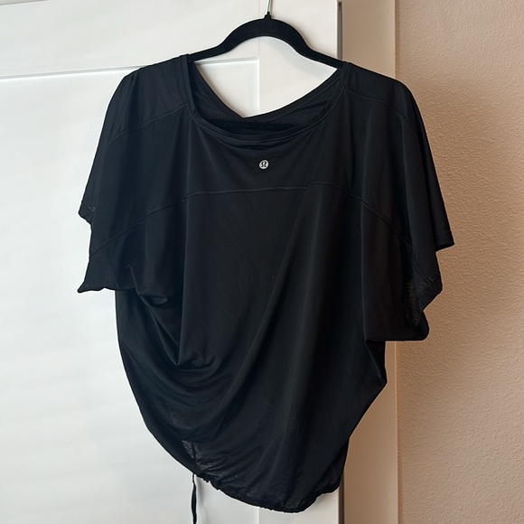 Lululemon Through The Movement Tee Black Mesh Crop Drawcord Women’s - Size 6 - Picture 3 of 5